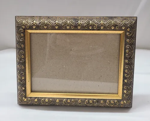 Gold & Brown Feather Frame 7