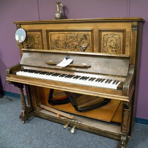 Piano Saloon Two versions