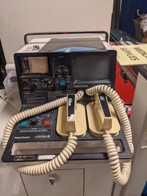 defibrillator machine