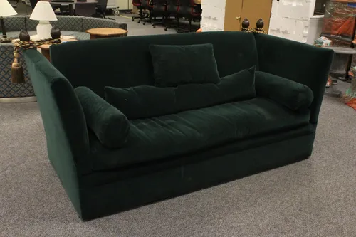 Couch Velvet Green