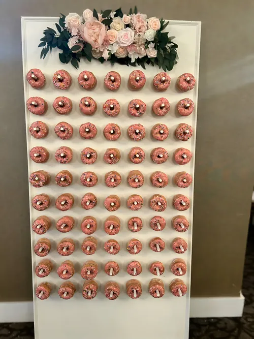 Large Donut Wall