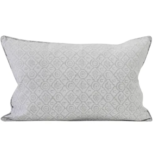 Walter Kepos Chalk Lumber Cushion