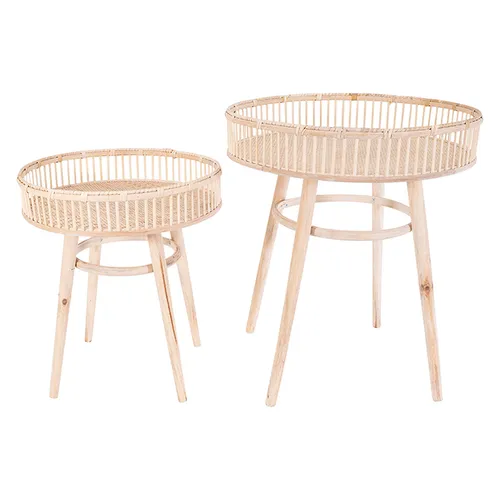 Table rattan 
