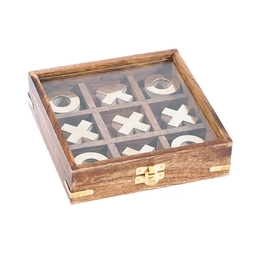 Wooden box Naughts & Crosses