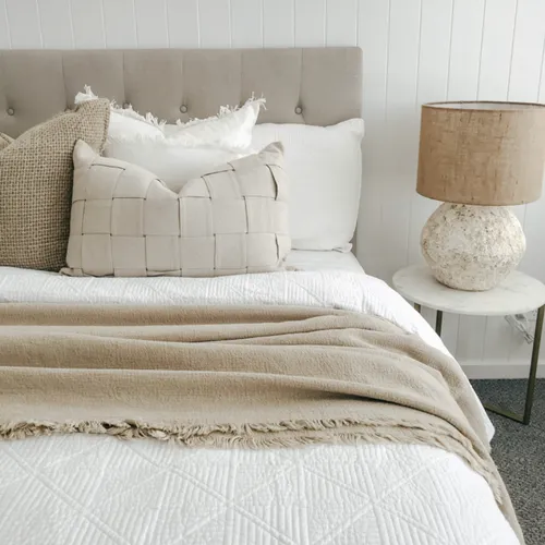 White Coverlet Bedding Set (E)