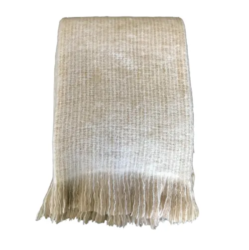 Natural stripe fluffy throw