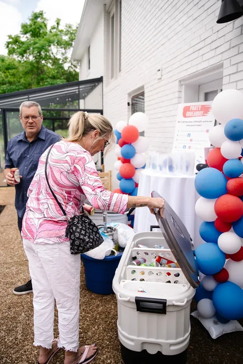 Bar Cooler - with ice