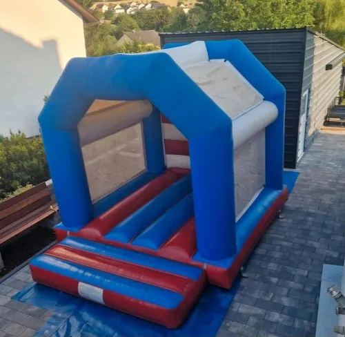 Hüpfburg blau weiss rot 4x5 Meter