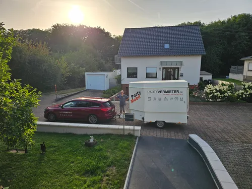 kleiner Bier / Cocktailwagen PartyMobil