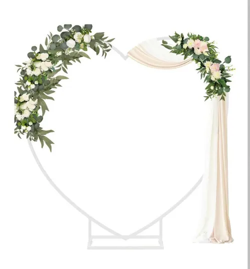 Hochzeitsbogen Herz
