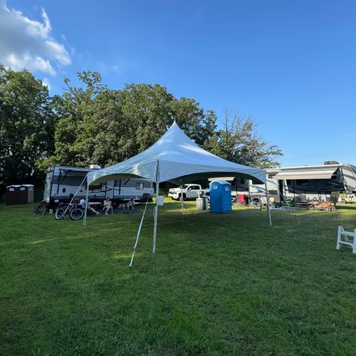 20 x 20 High Peak Tent