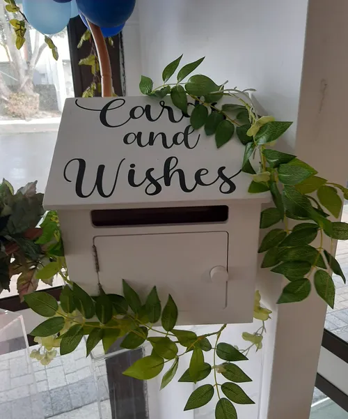 Cards & Wishes Wooden Wishing Well