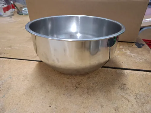 Stainless Bowl (must be returned rinsed)
