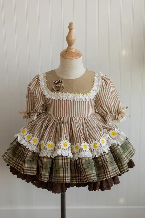 Two Roosters Highland Cow Dress