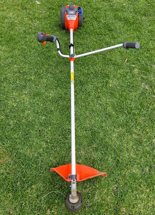 Brushcutter (Line Trimmer)