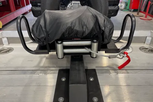 20' PJ B6 with Winch