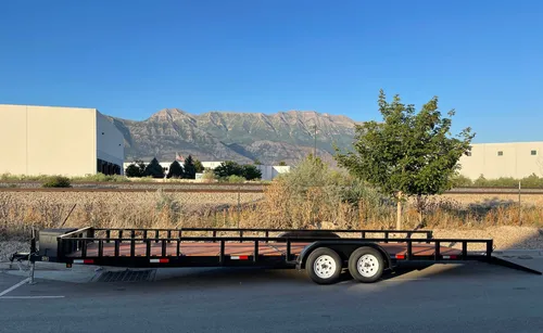 28' Echo Side by Side hauler