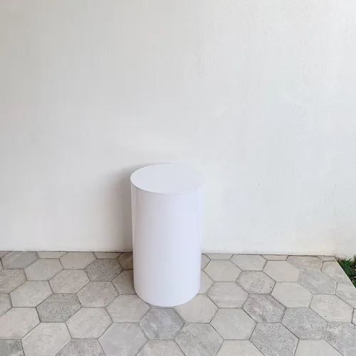 Pedestal cilindro mediano