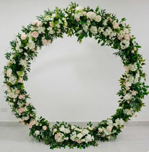 Arco circular con arreglo floral D