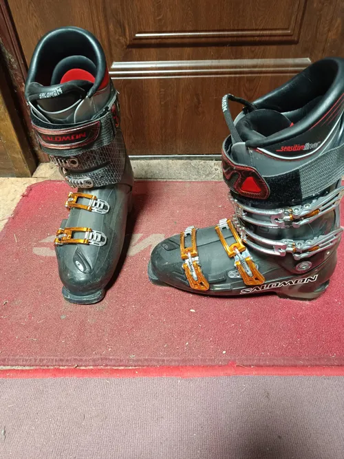 Síbakancs (2108) 27,5 / 42,5 315 Salomon Falcon 10