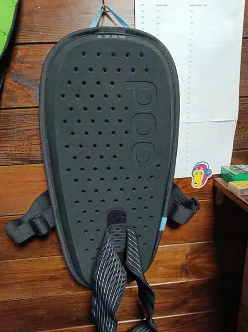 Protektor gerinc (2399) POC