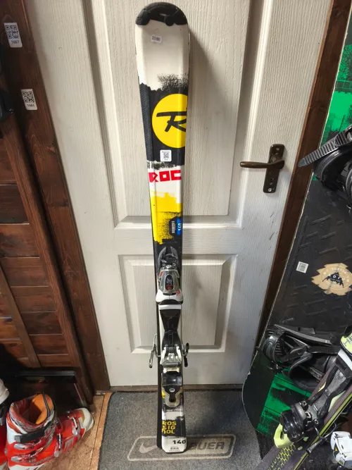 Síléc (2423) 140 Rossignol