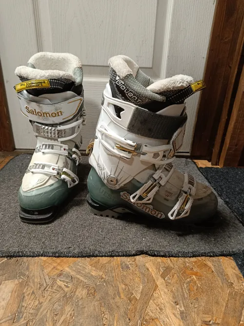 Síbakancs (2393) 24.5 / 38 288mm Salomon Energyzer