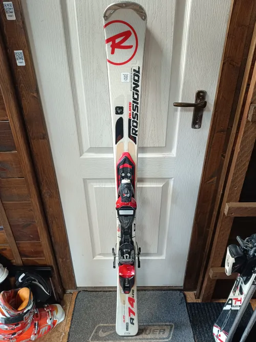 Síléc (2472) 136 Rossignol Alias