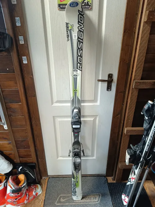 Síléc (2474) 154 Rossignol ViperX