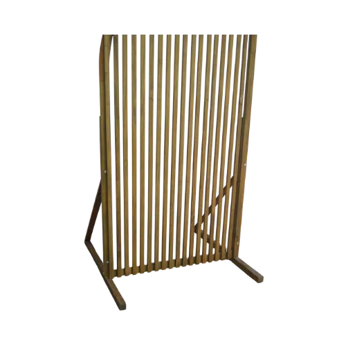 8ft CURVED WOODEN SLAT BACKDROP - BROWN (L) 8ft x 4ft 