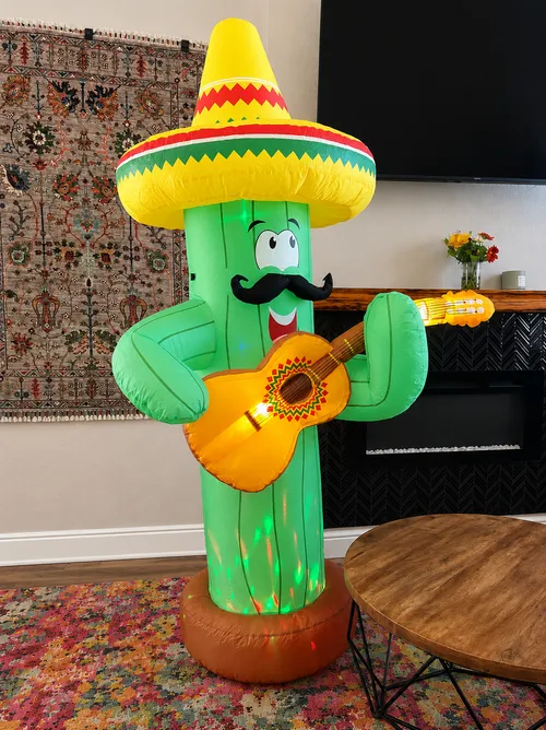 Blow up Cactus 
