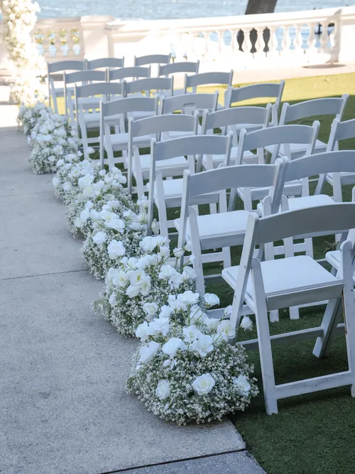 Whispers of White Aisle Box