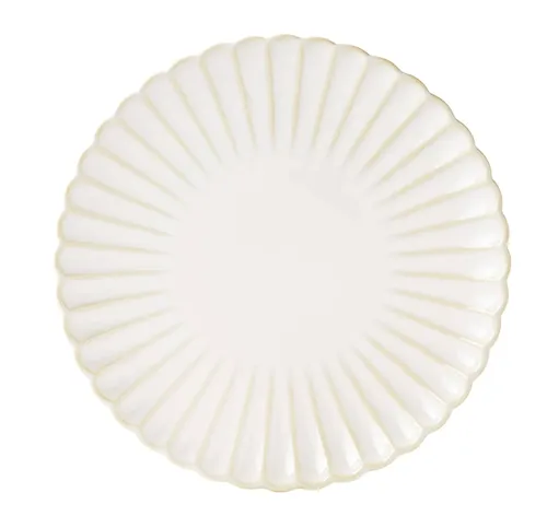 Scalloped Cream Dinner Plate