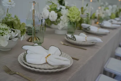 Botanical Blooms Tablescape Collection
