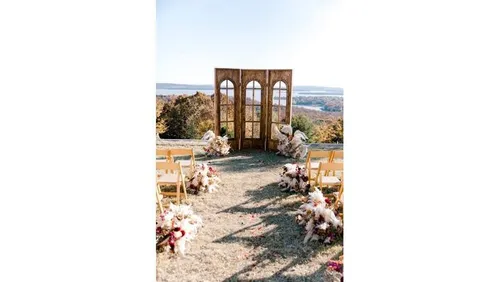 10 ft. Light Stained Cathedral Windows