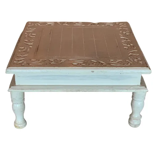 White Square Cake Stand with Legs