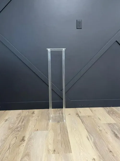 31 INCH CLEAR ACRYLIC STAND / FLOWER RISER
