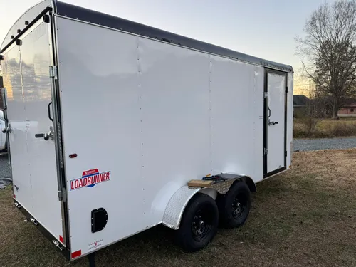 Enclosed Trailer 102 7x16 
