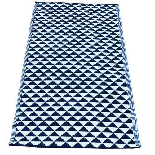 Black & White Woven Triangle Carpet Rug