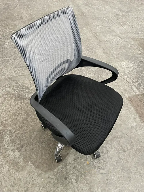 Silla de Oficina Con Ruedas-402514
