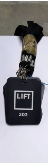 Gafete Lift Negros-403111