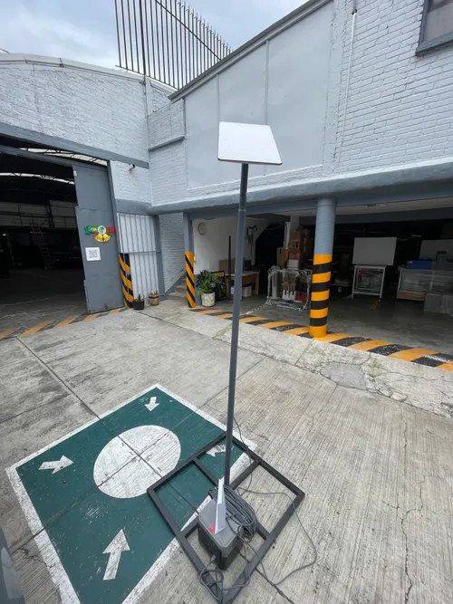 Poste de Soporte Starlink-402613