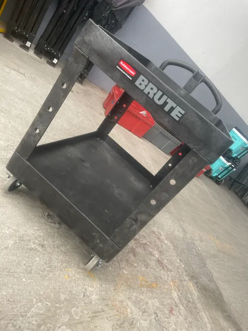 Carrito Utilitario Brute Negro Uso rudo-403749