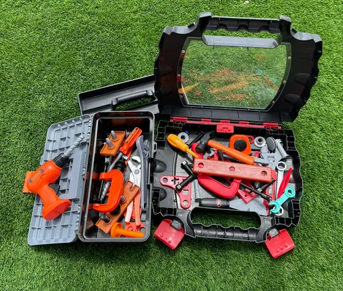 Toys set 6: plastic tools set