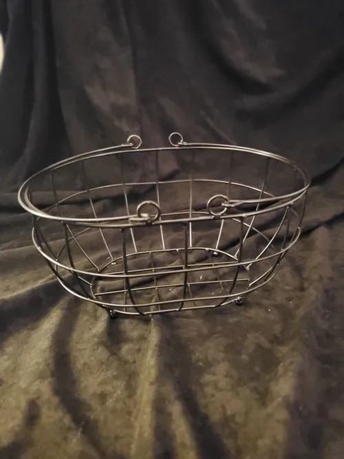 TABLESCAPE: large black wire basket