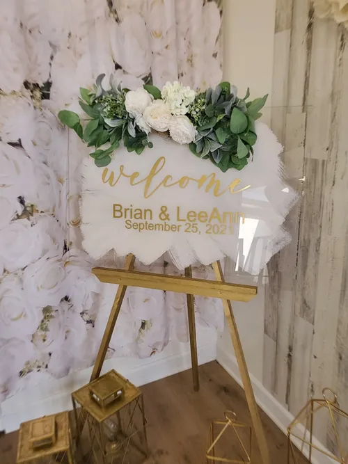 WOODEN FLOOR EASEL (MAX 2) choose finish