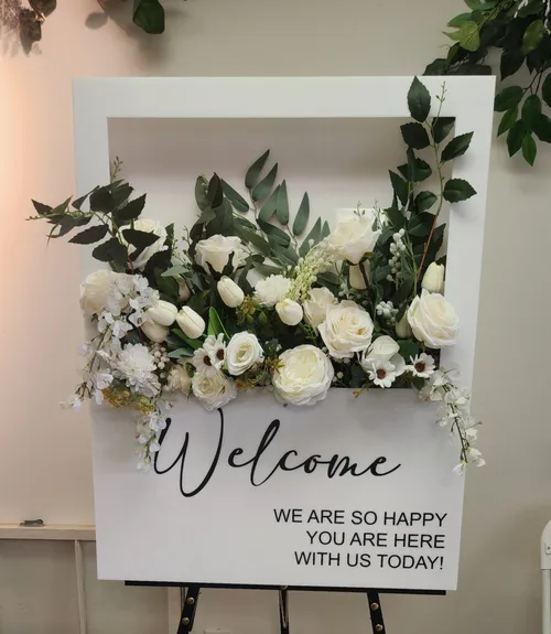 SIGN: floral bloom box WHITE 