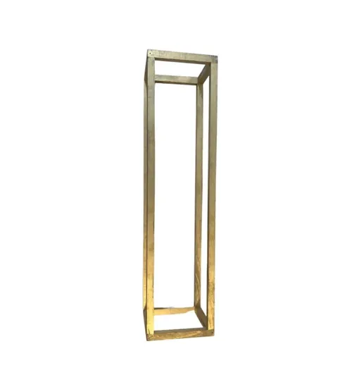 CENTERPIECE: HIGH FLOWER STAND (MAX 10)