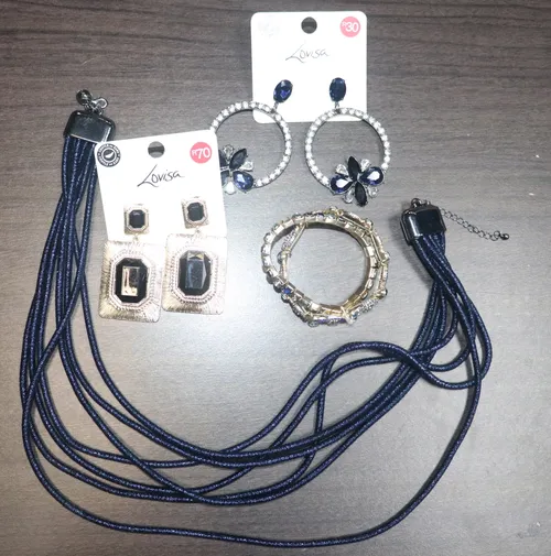 Female Jewellery Kit 