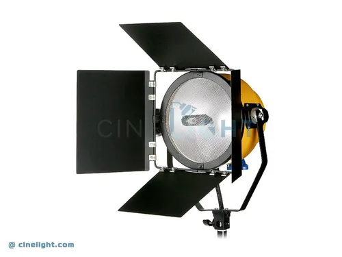 Blonde 2000 watt lights